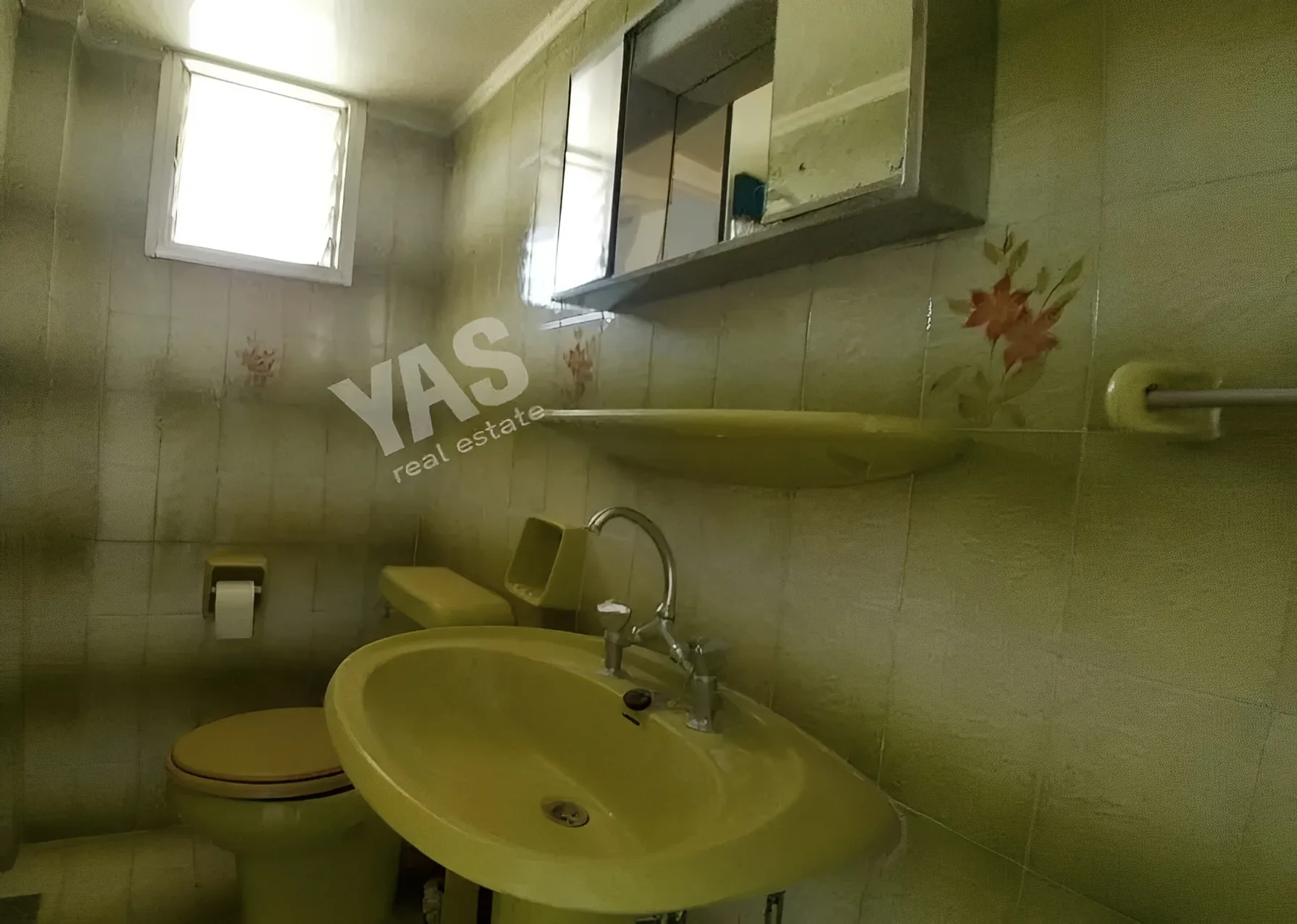 Apartment for Sale in Ballouneh