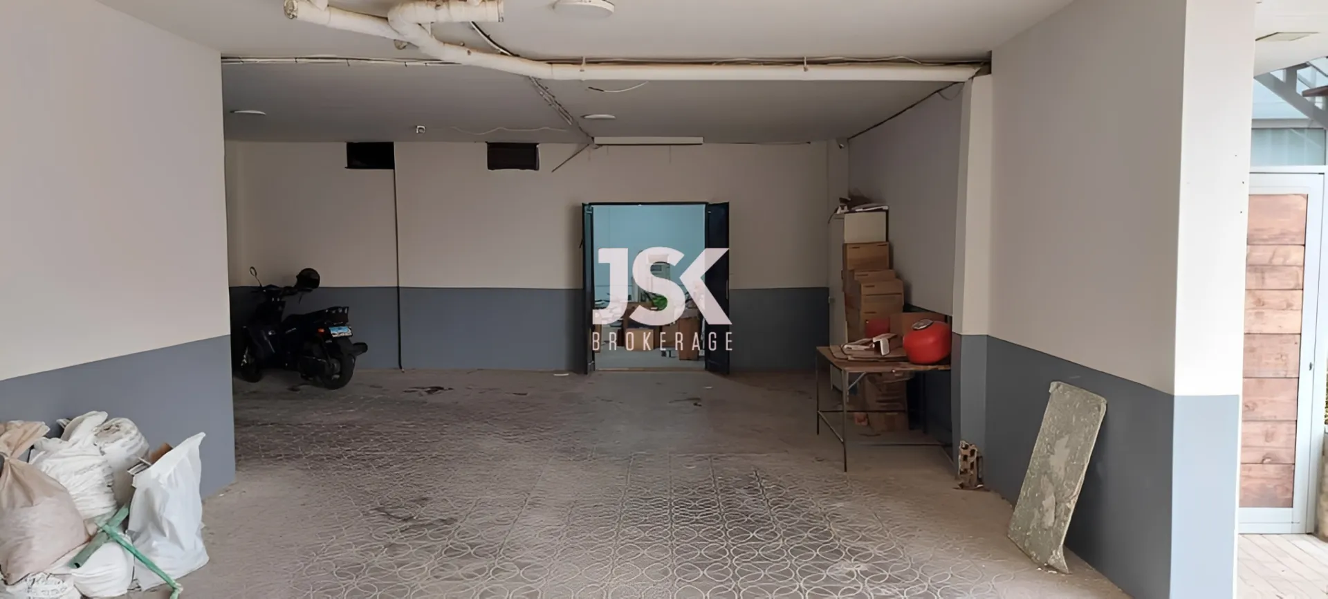 Warehouse for Sale in Mansourieh