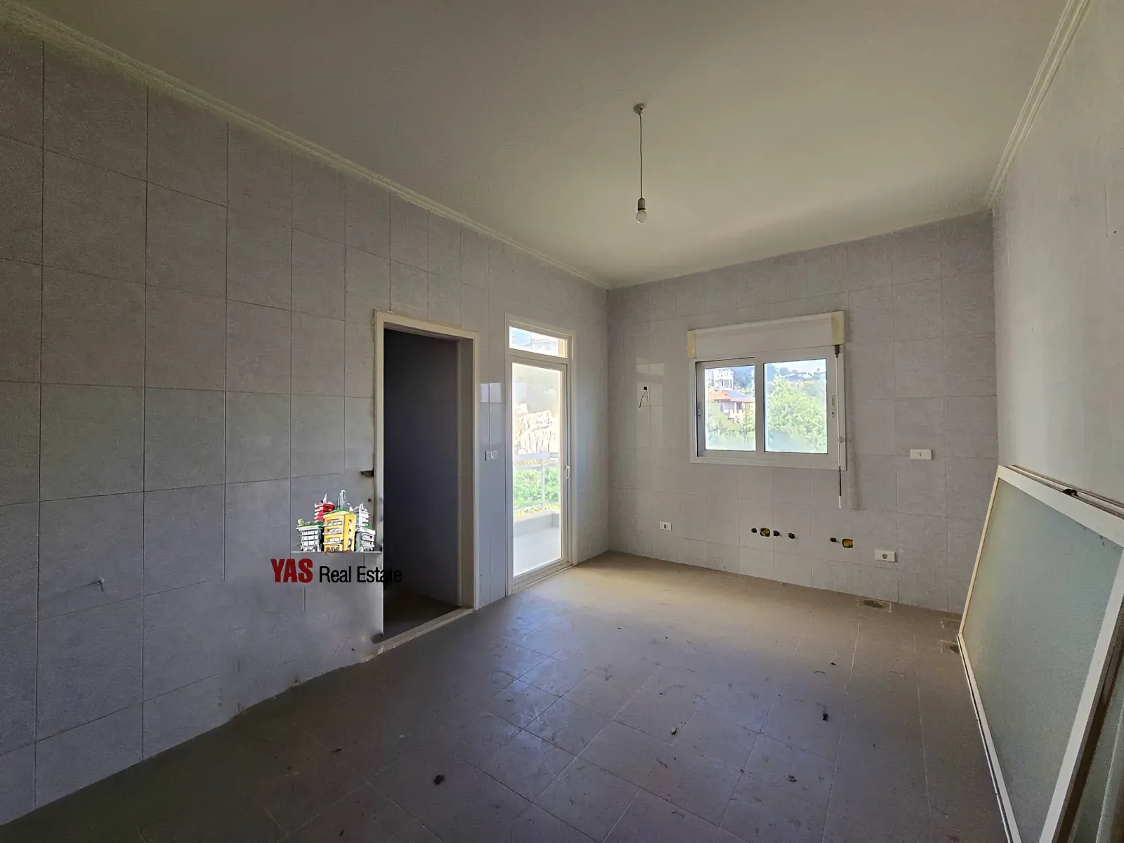Apartment for Sale in Rayfoun - 3 bed, 3 bath