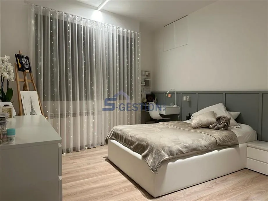 Apartment for Sale in Sin El Fil - 3 bed, 4 bath