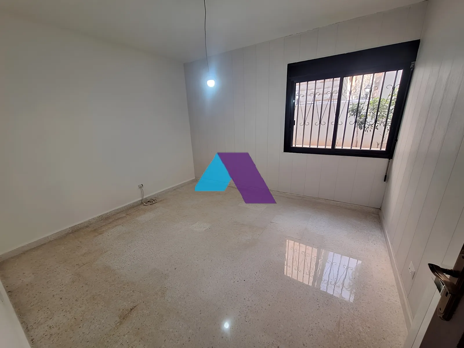 Apartment for Sale in Ain Saadeh
