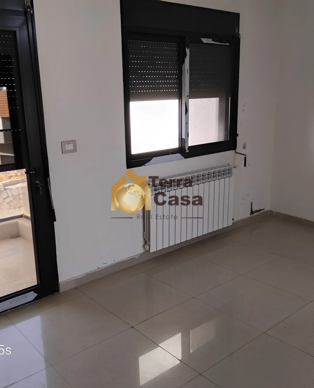 Apartment for Sale in Maalaka - 3 bed, 2 bath