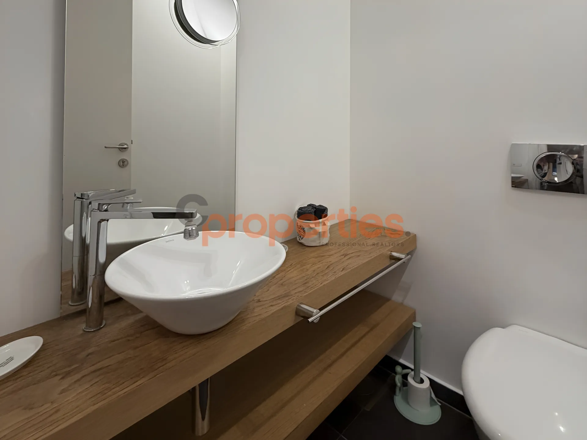 Apartment for Rent in Achrafieh