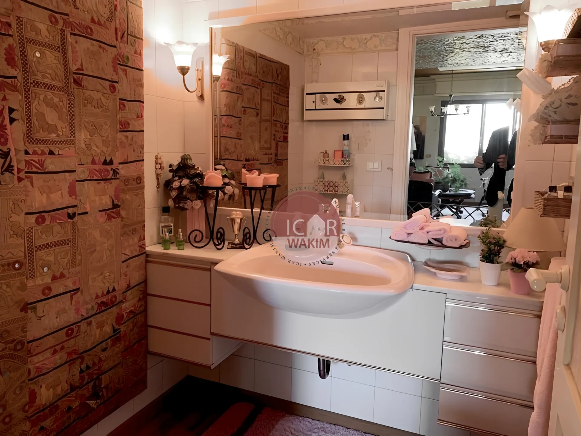 Apartment for Sale in Broummana - 2 bed, 3 bath