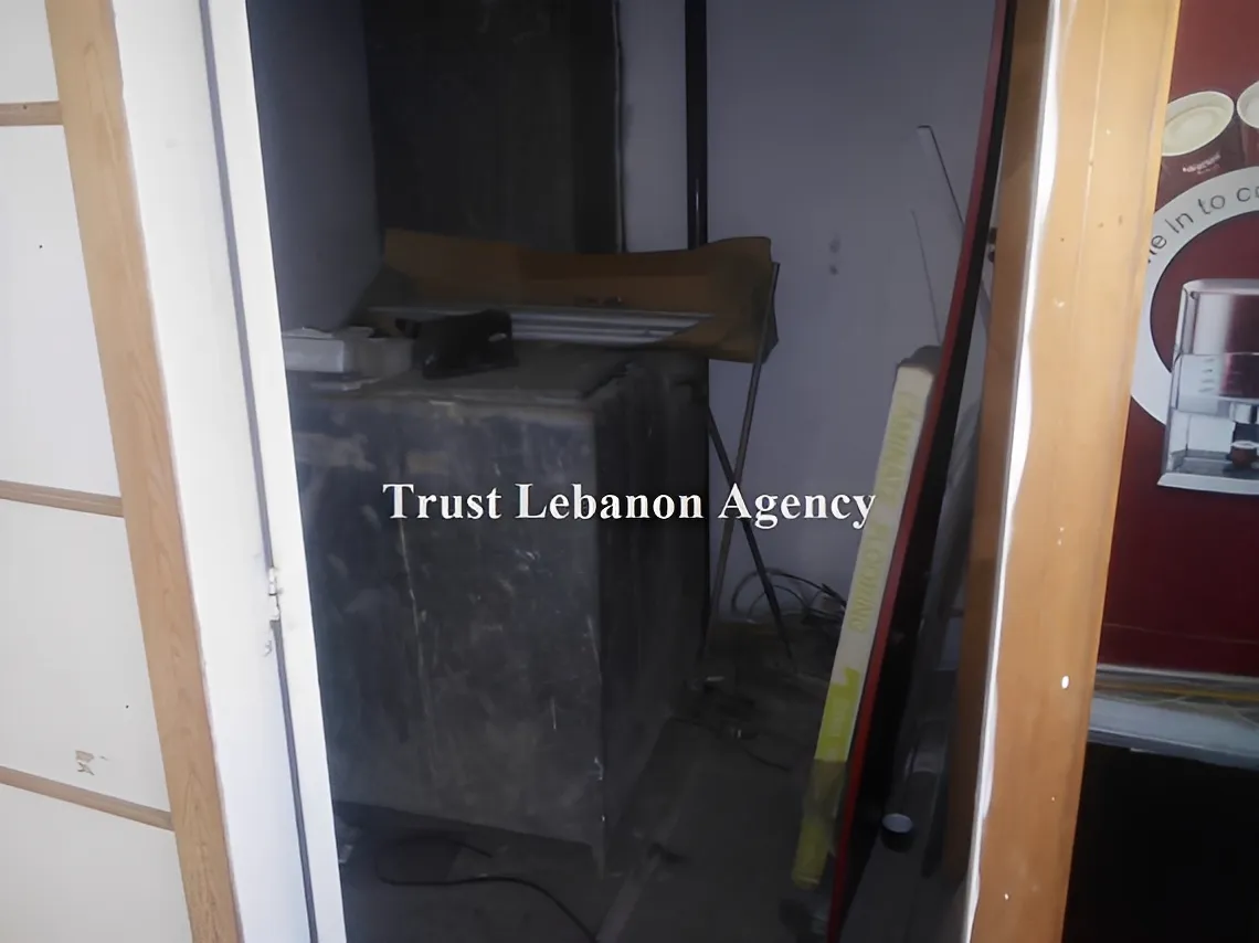Shop for sale in Metn, Dekweneh
