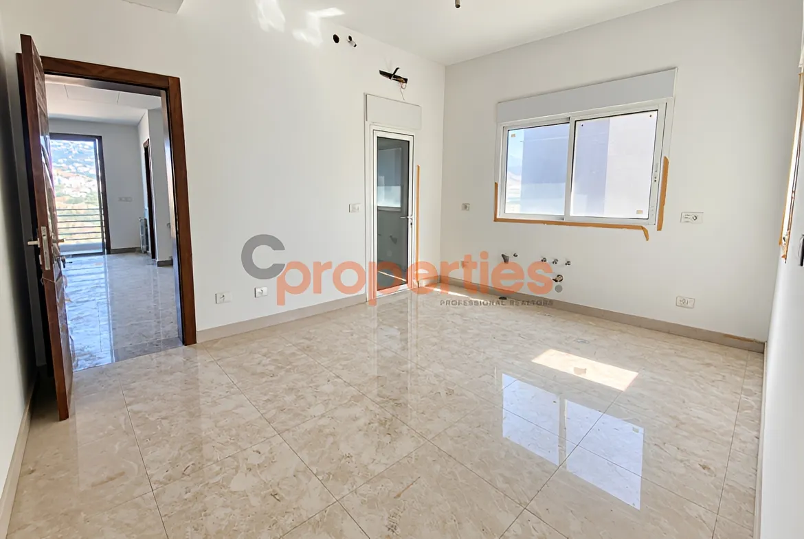 Apartment for Sale in Louaizeh