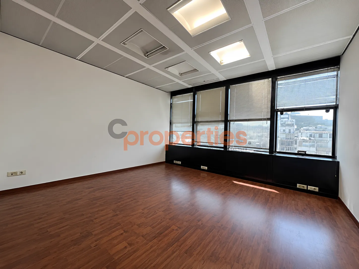 Office for rent in Hamra, Beirut, Lebanon
