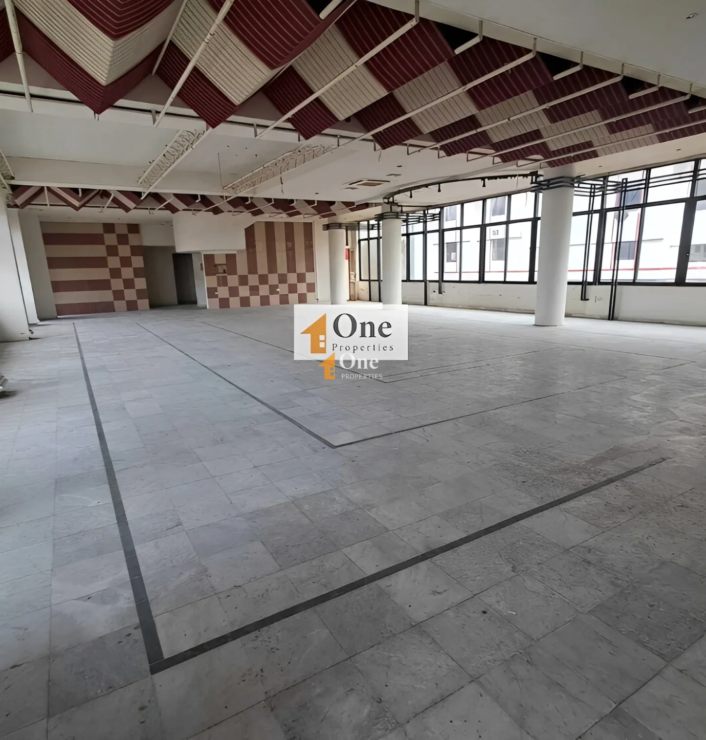 Showroom for rent in Jounieh, Lebanon