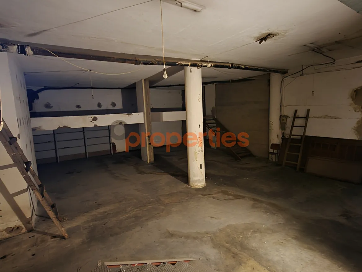 Shop for Sale in Forn El Chebbak