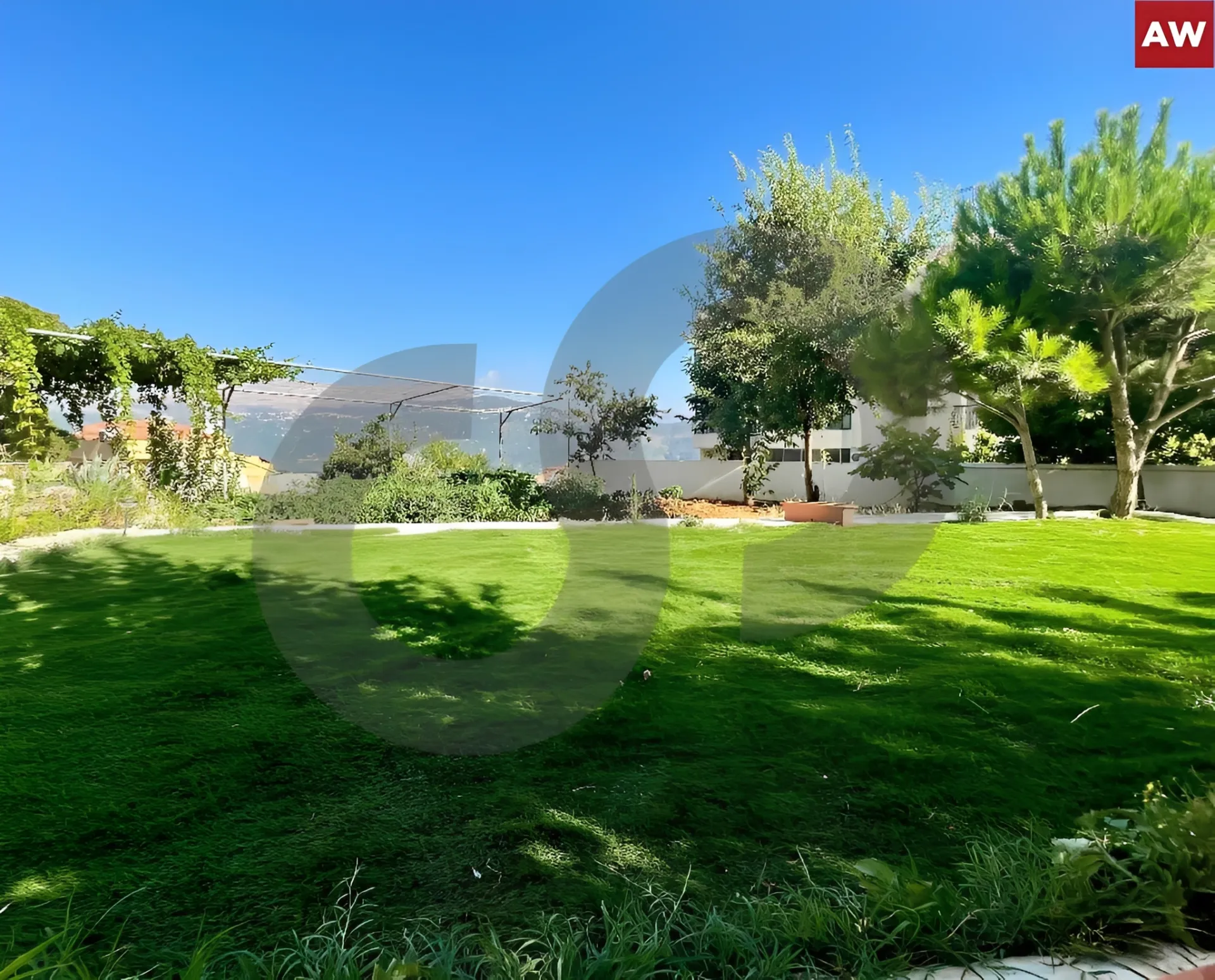 Villa for Sale in Daoura, Lebanon - 12 bed, 14 bath