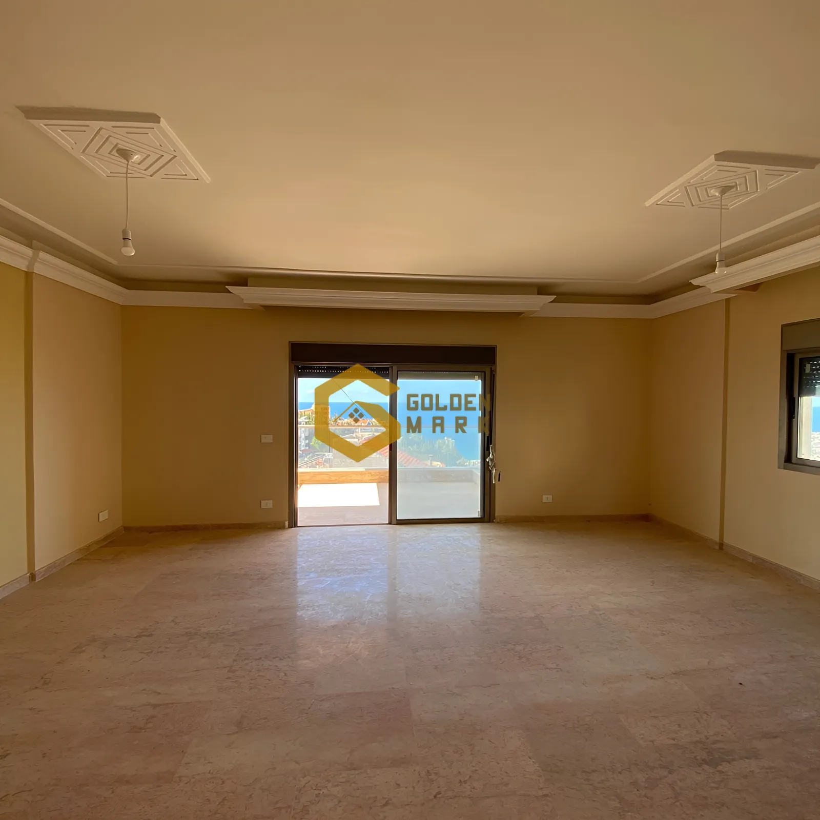 Duplex for Sale in Blat - 4 bed, 4 bath