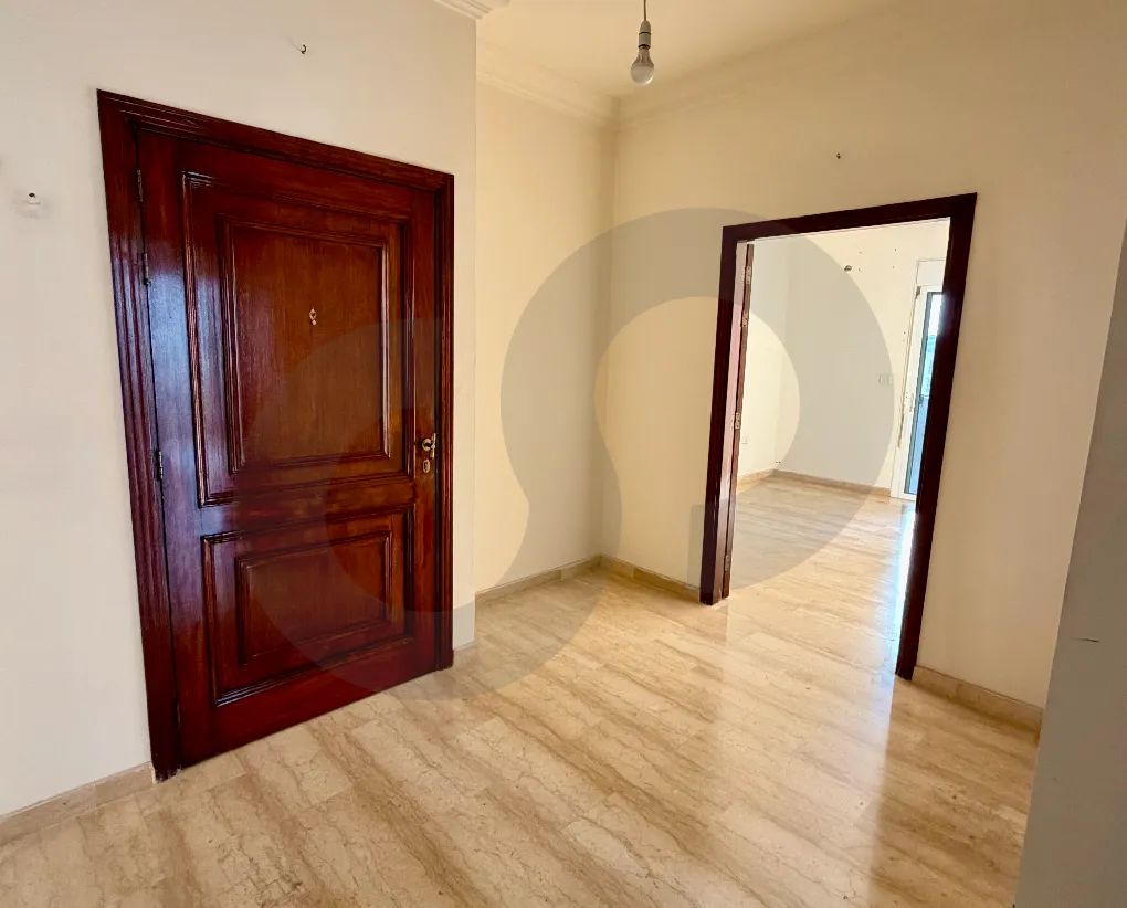 Building for Rent in Kfar Yassine