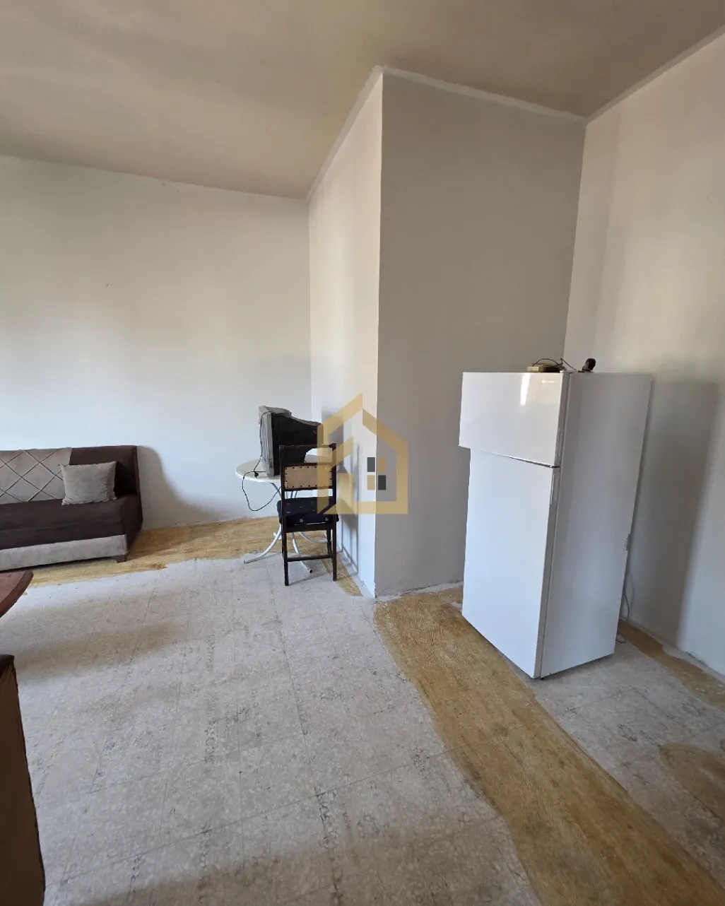 Apartment for rent in Zalqa, Lebanon - 1 bed, 1 bath