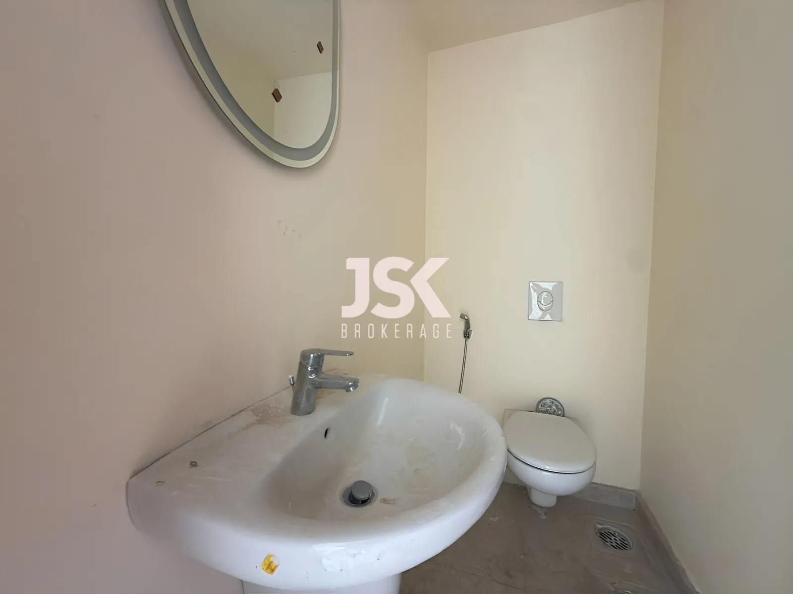 Apartment for Rent in Achrafieh
