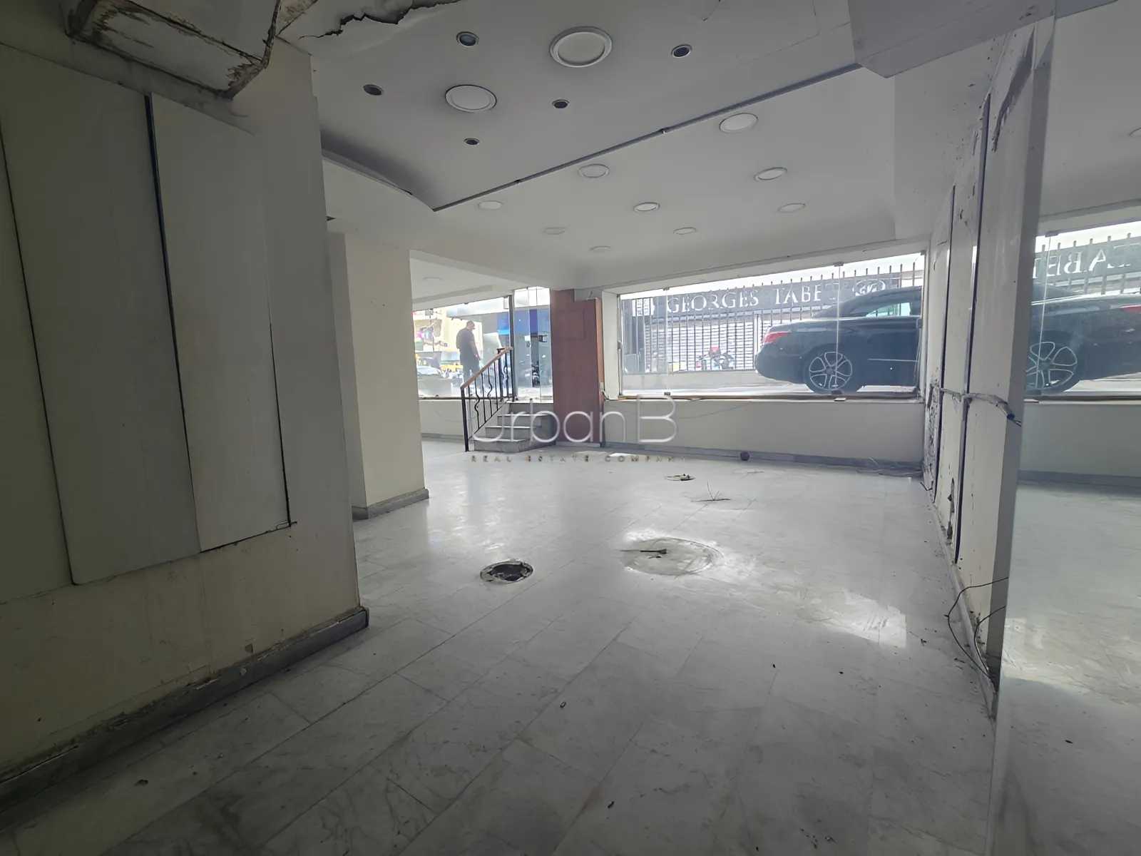 Shop for rent in Hamra, beirut, lebanon