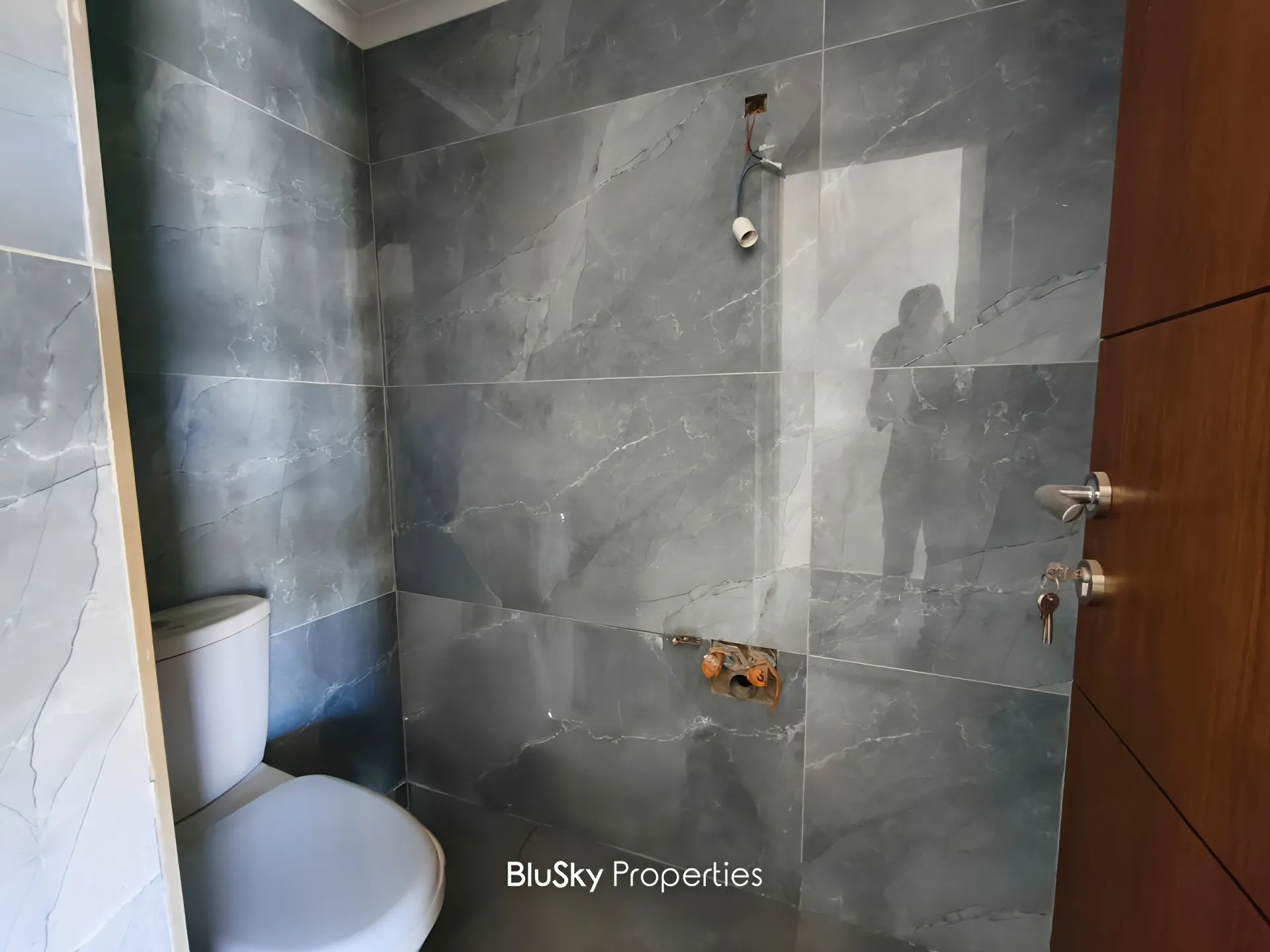 Apartment for sale in Baabdat