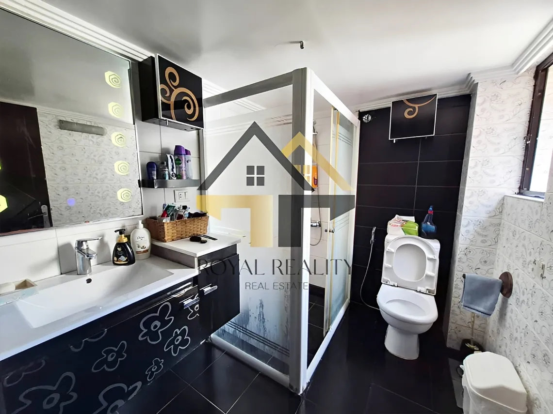 Apartment for sale in Hamra