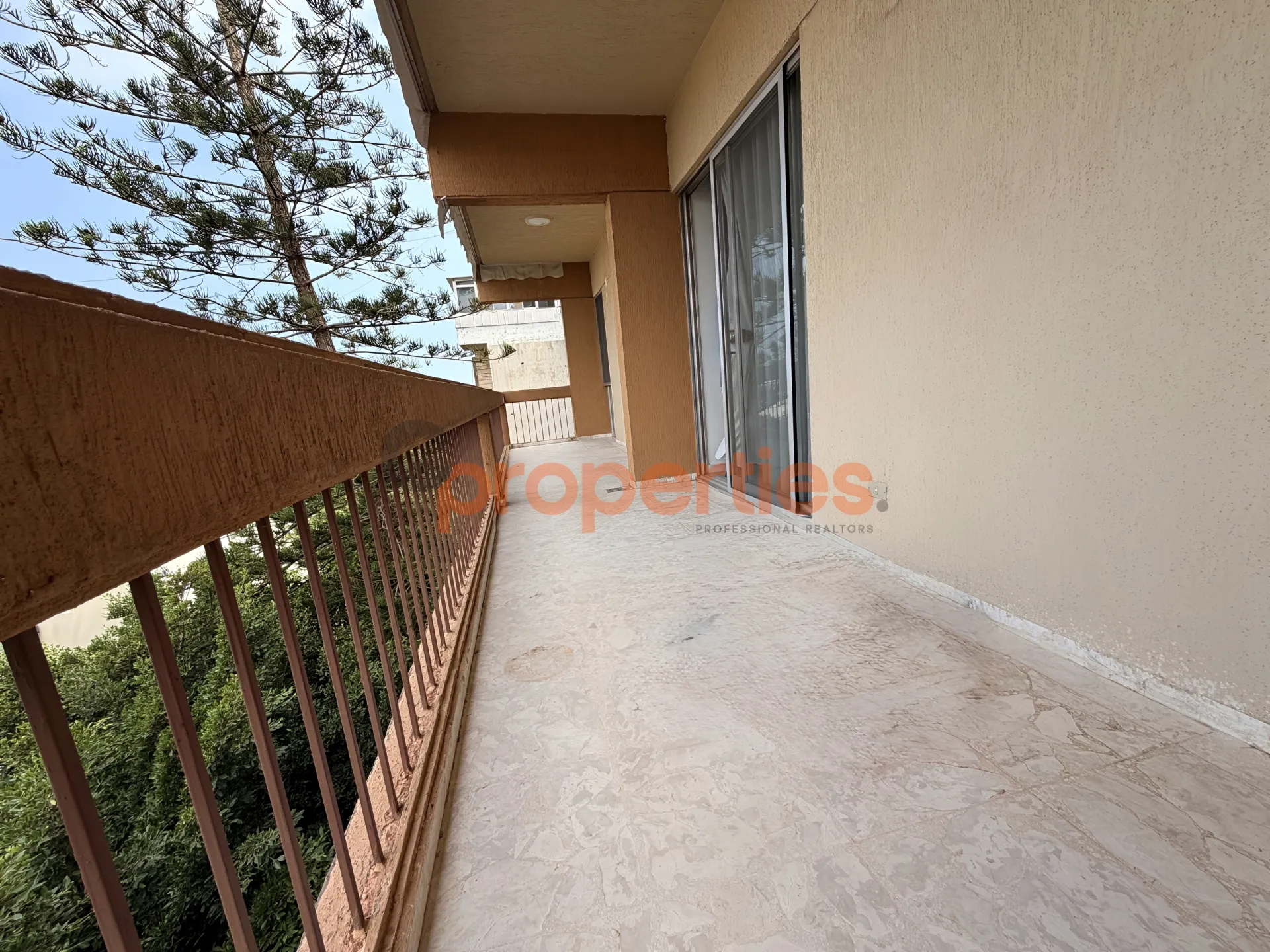 Apartment for Rent in Naqqache