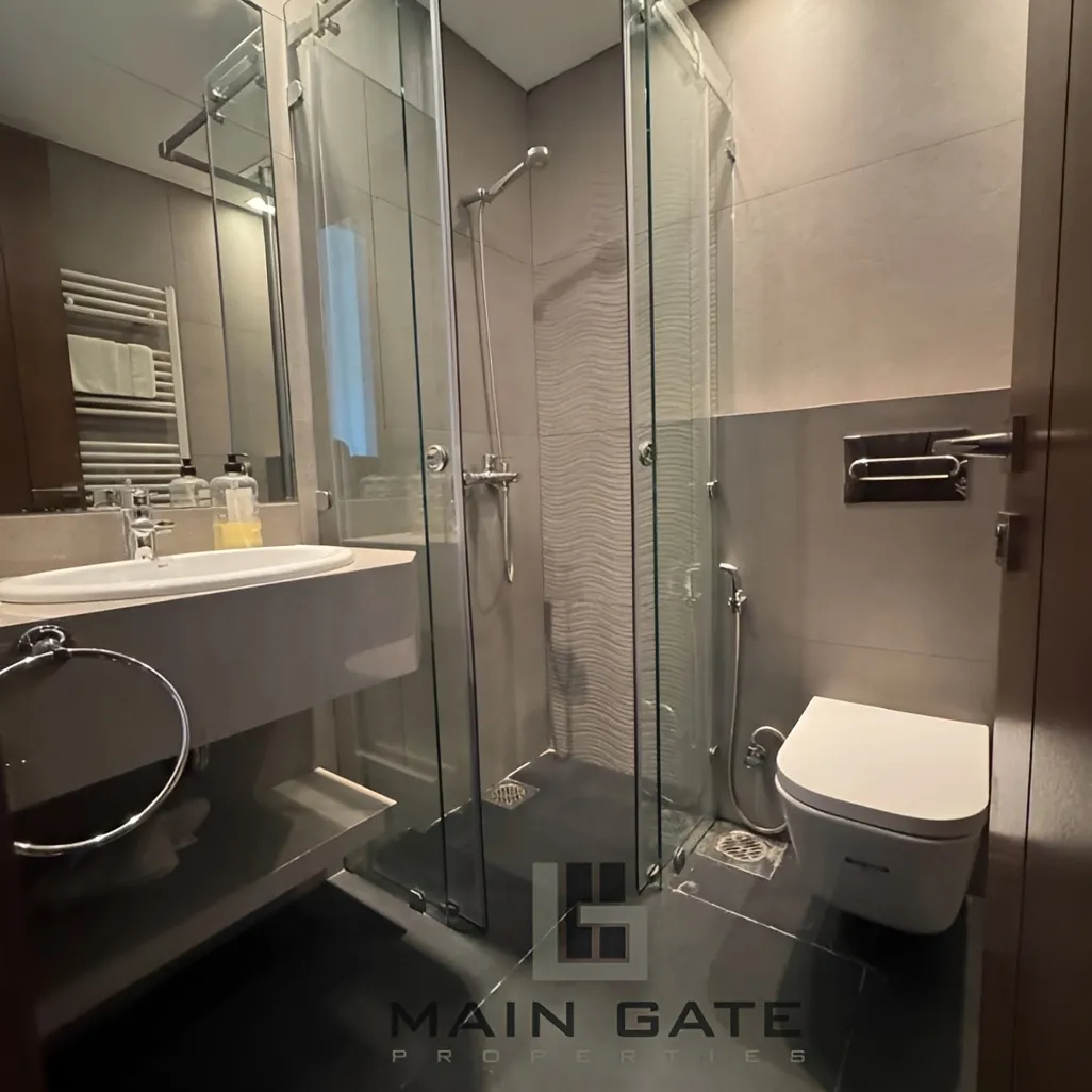 Apartment for Sale in Minet El Hosn, Bayrut, Lebanon