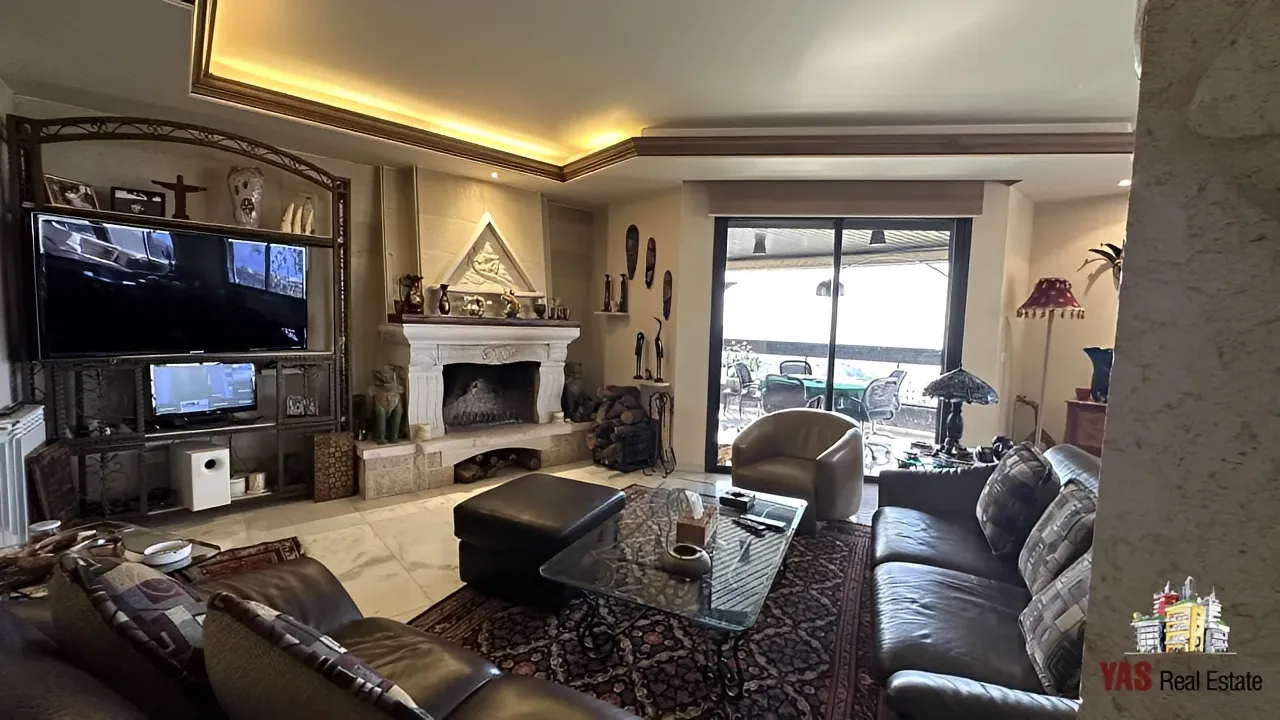 Apartment for Sale in Ballouneh