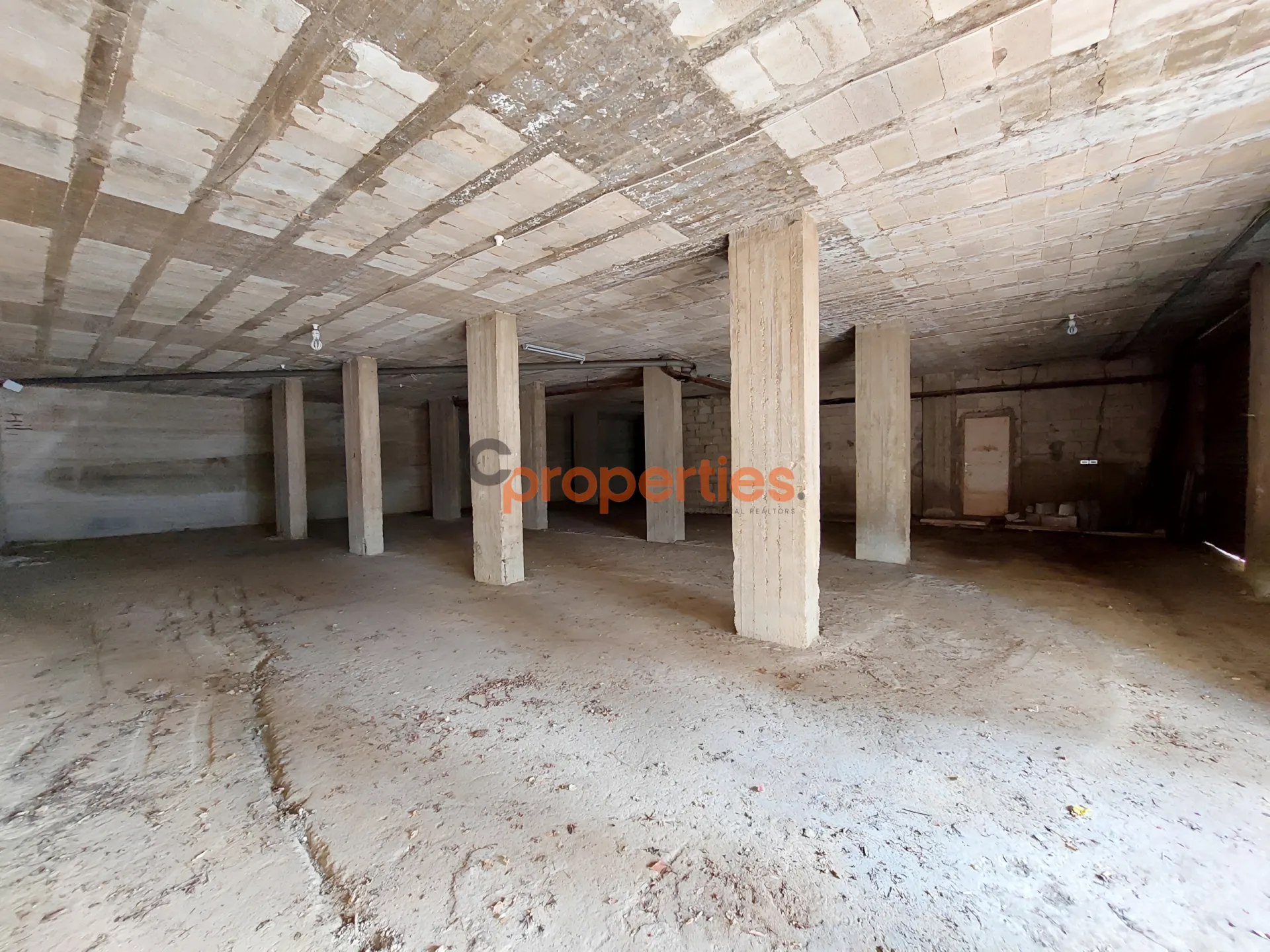 Warehouse for Sale in Bqennaya