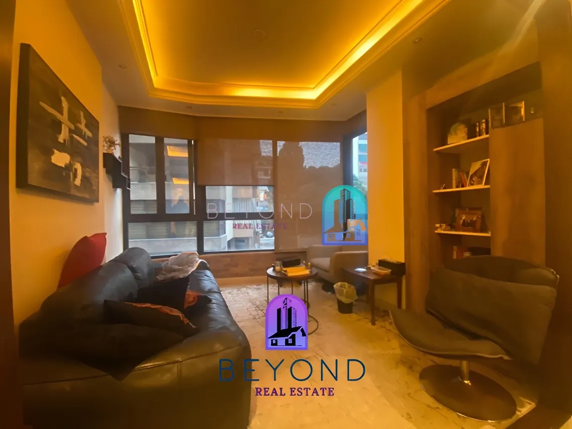 Apartment for sale in Mar Elias St، Bayrut, Lebanon