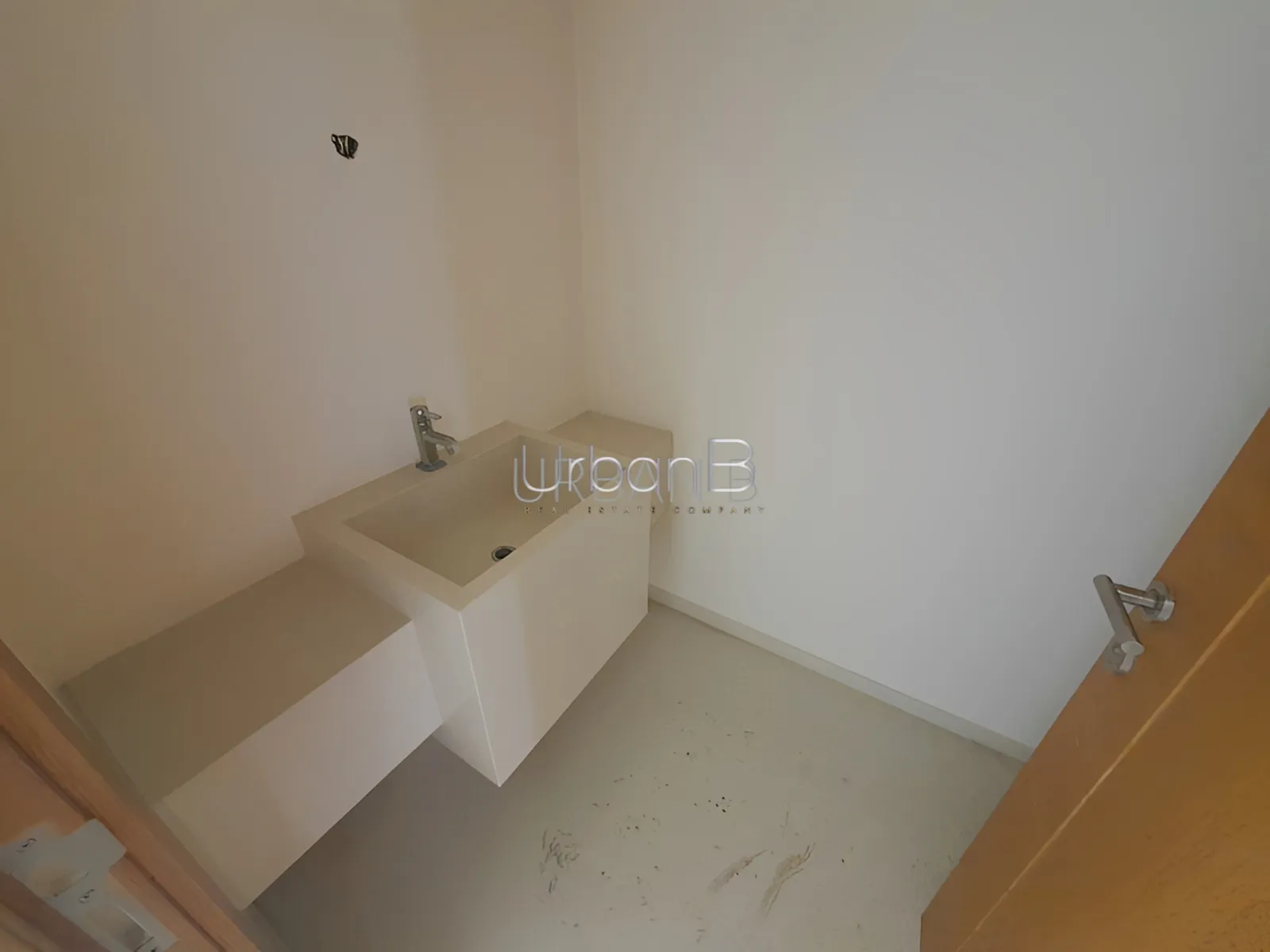 Apartment for sale in Ramlet el baida, beirut, lebanon