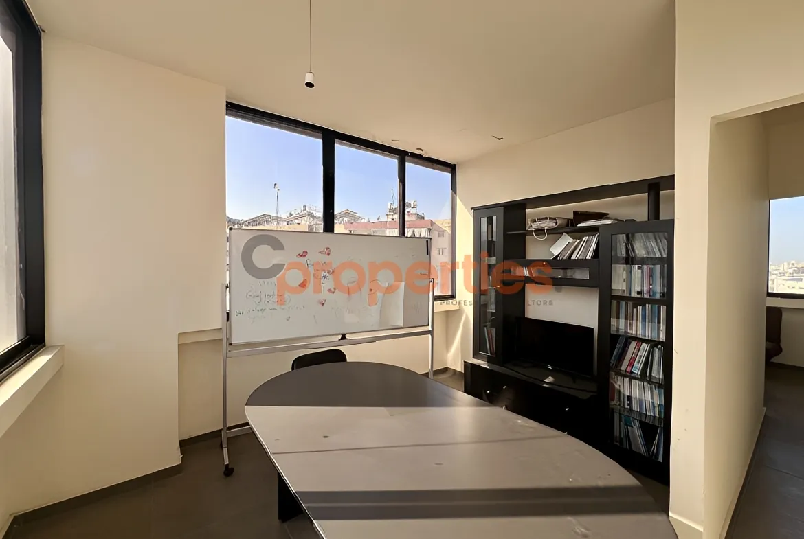 Office for sale in Dekwaneh
