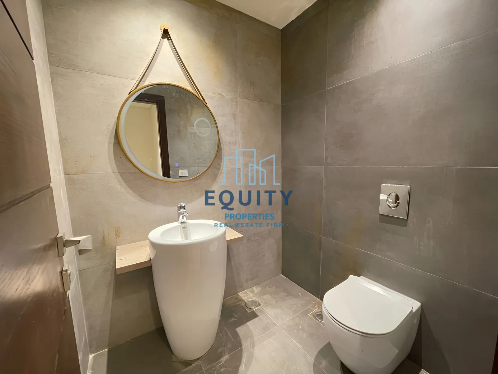 Apartment for Rent in Kornet Chehwan - 3 bed, 4 bath