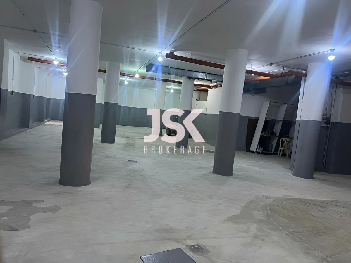 Warehouse for Sale in Ain el remmeneh