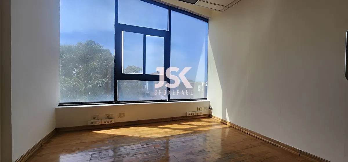 Office for rent in Hazmieh
