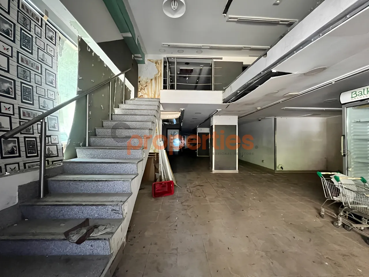Shop for rent in Hamra, Beirut, Lebanon