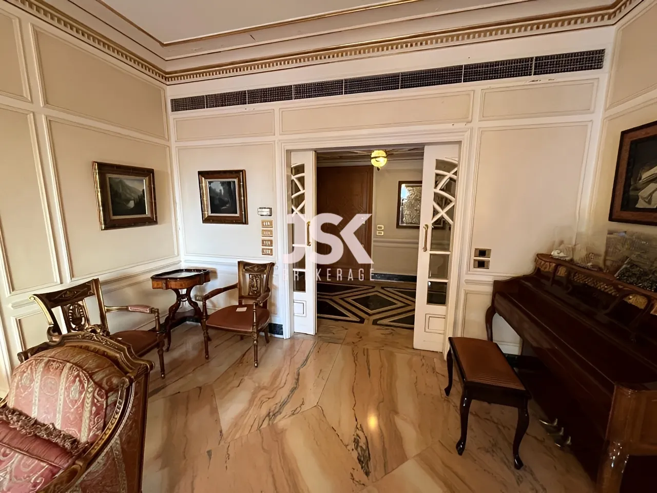 Apartment for Sale in Ras Beirut
