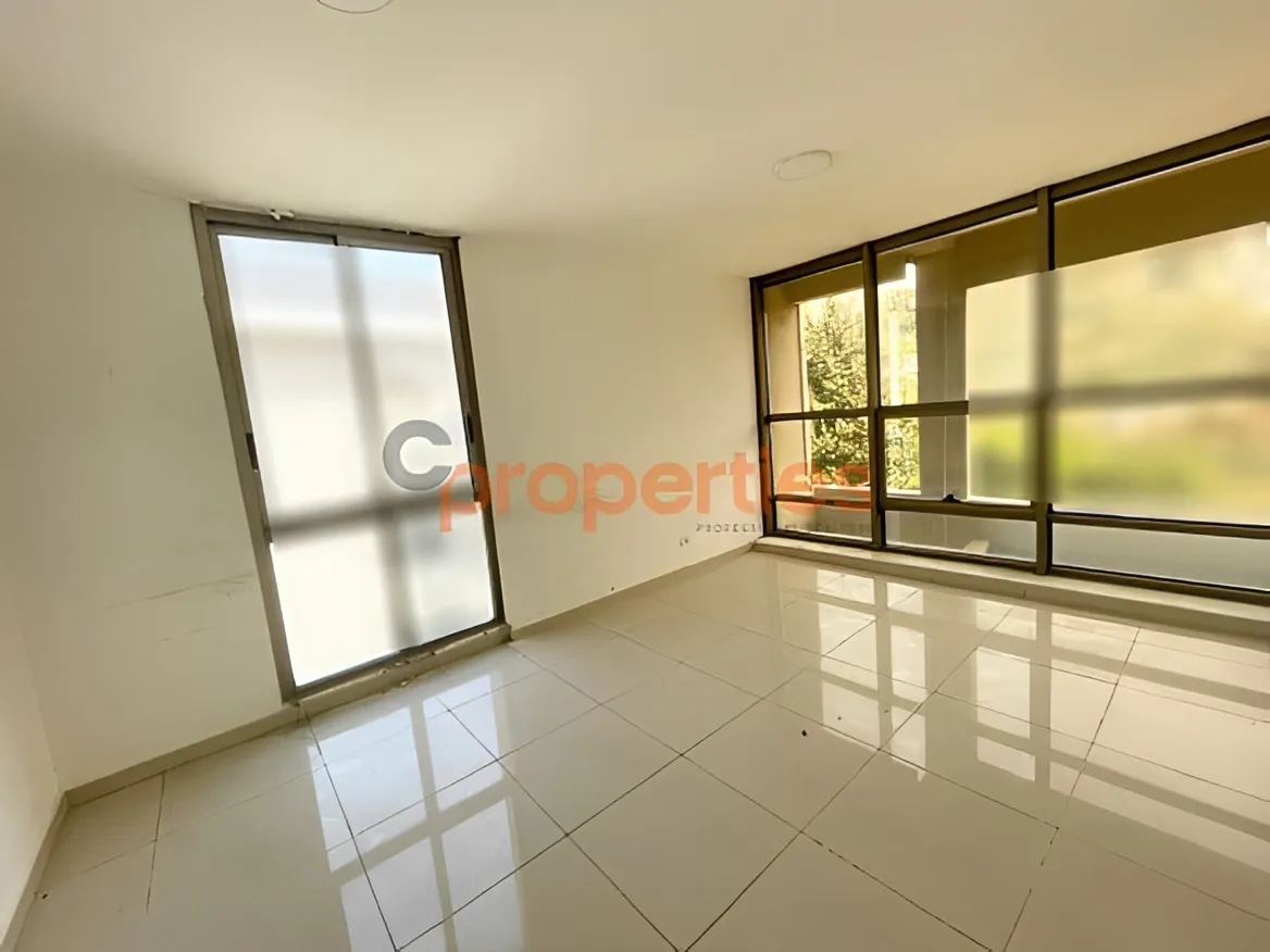 Office for Rent in Kfar Hbab