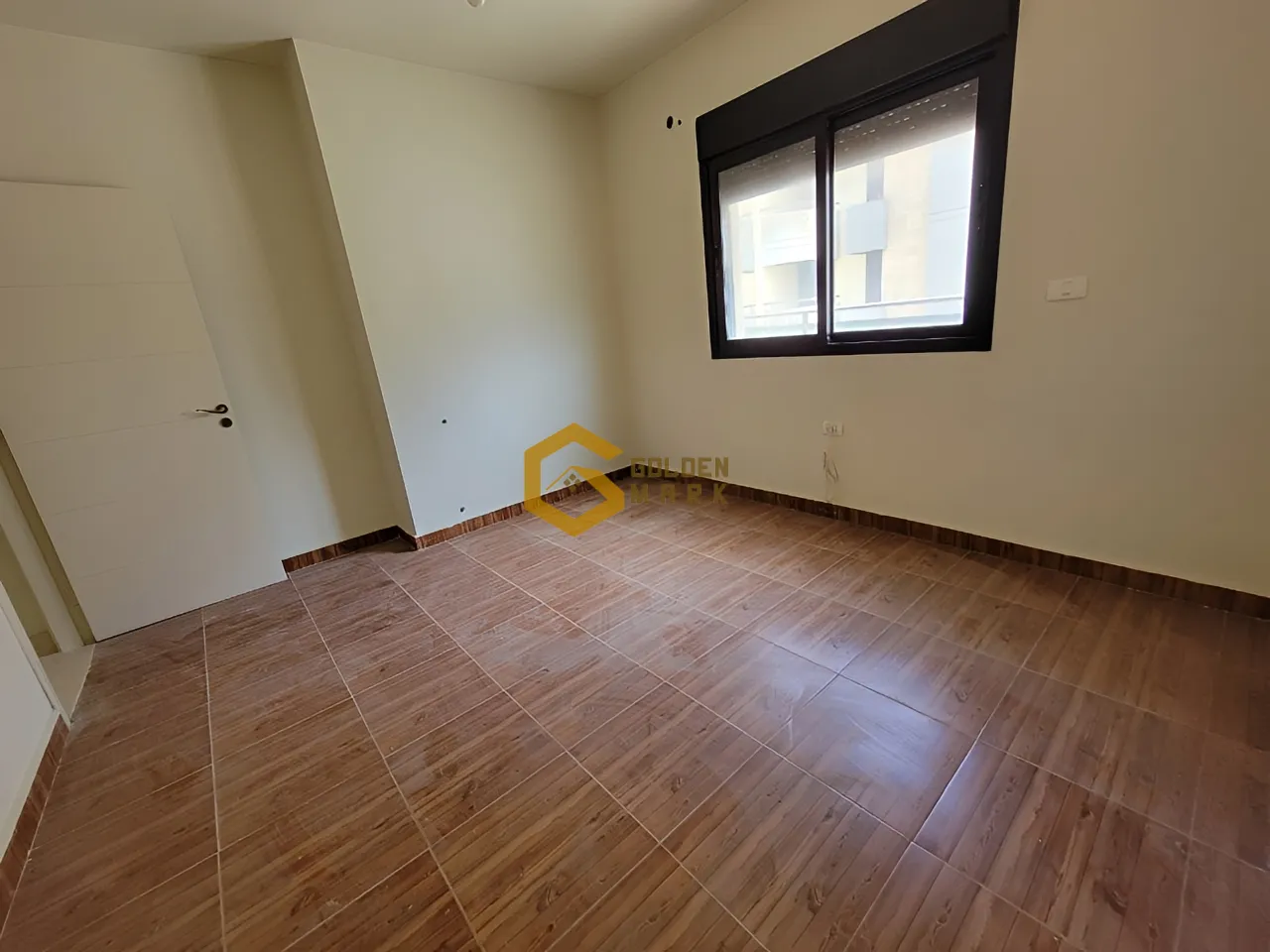 Apartment for Sale in Ballouneh