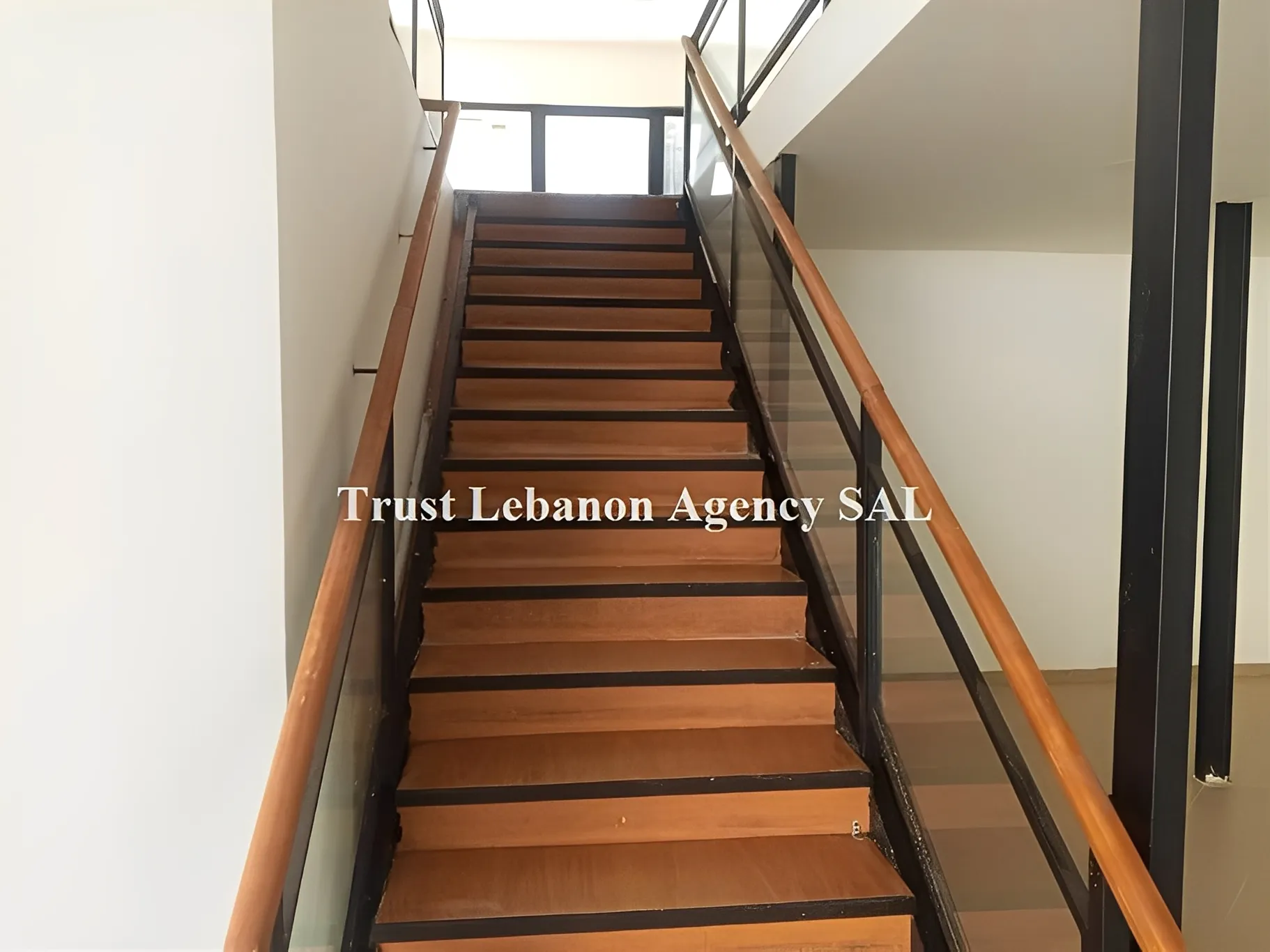 Shop For Rent in Beirut, Ashrafieh