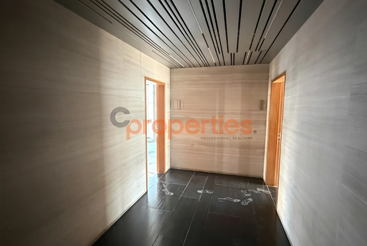 Office for Rent in Saifi Village