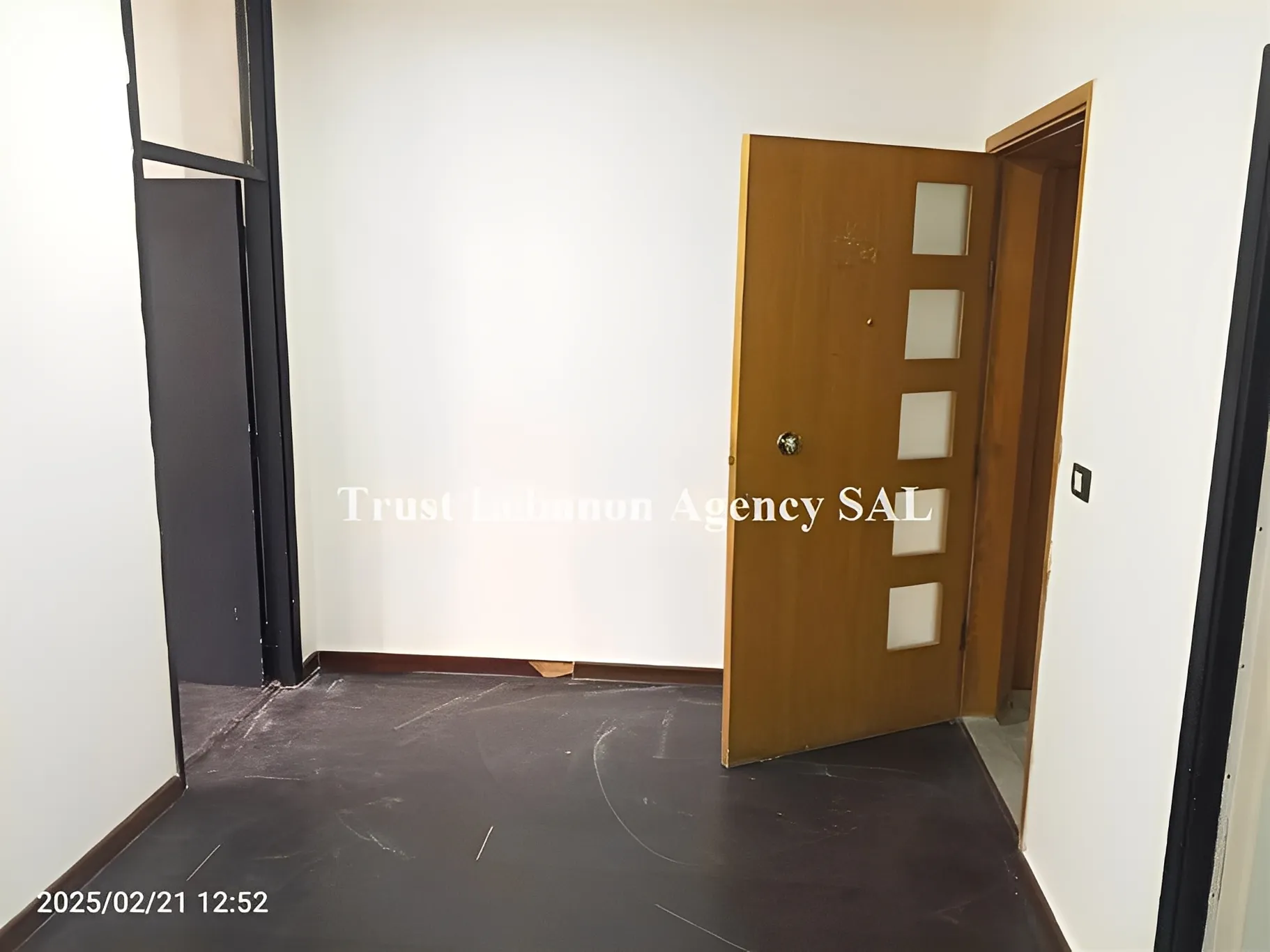 Office for rent in Baabda, Hazmieh
