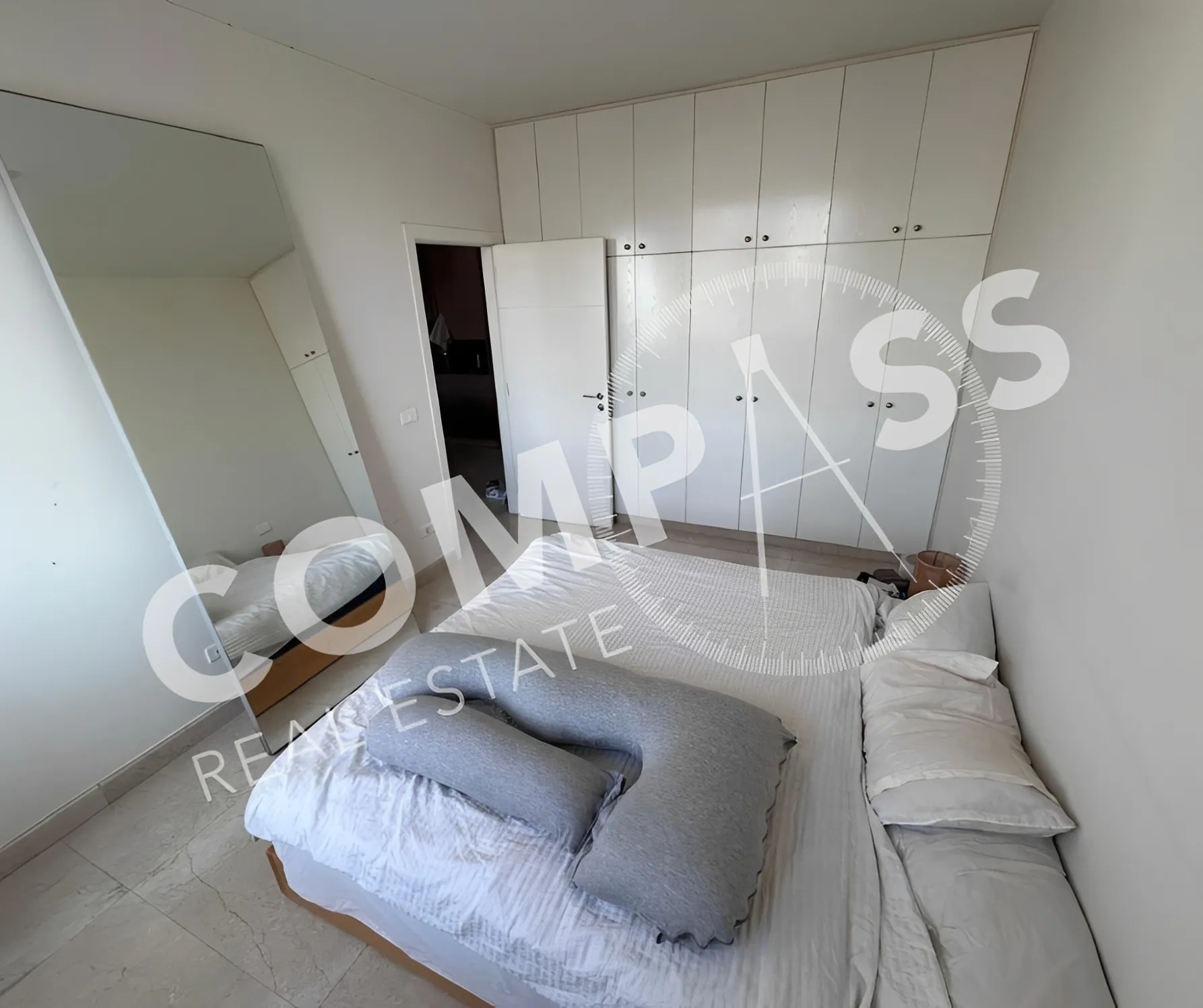 Apartment for Sale in Achrafieh, Beirut, Lebanon - 3 bed, 4 bath