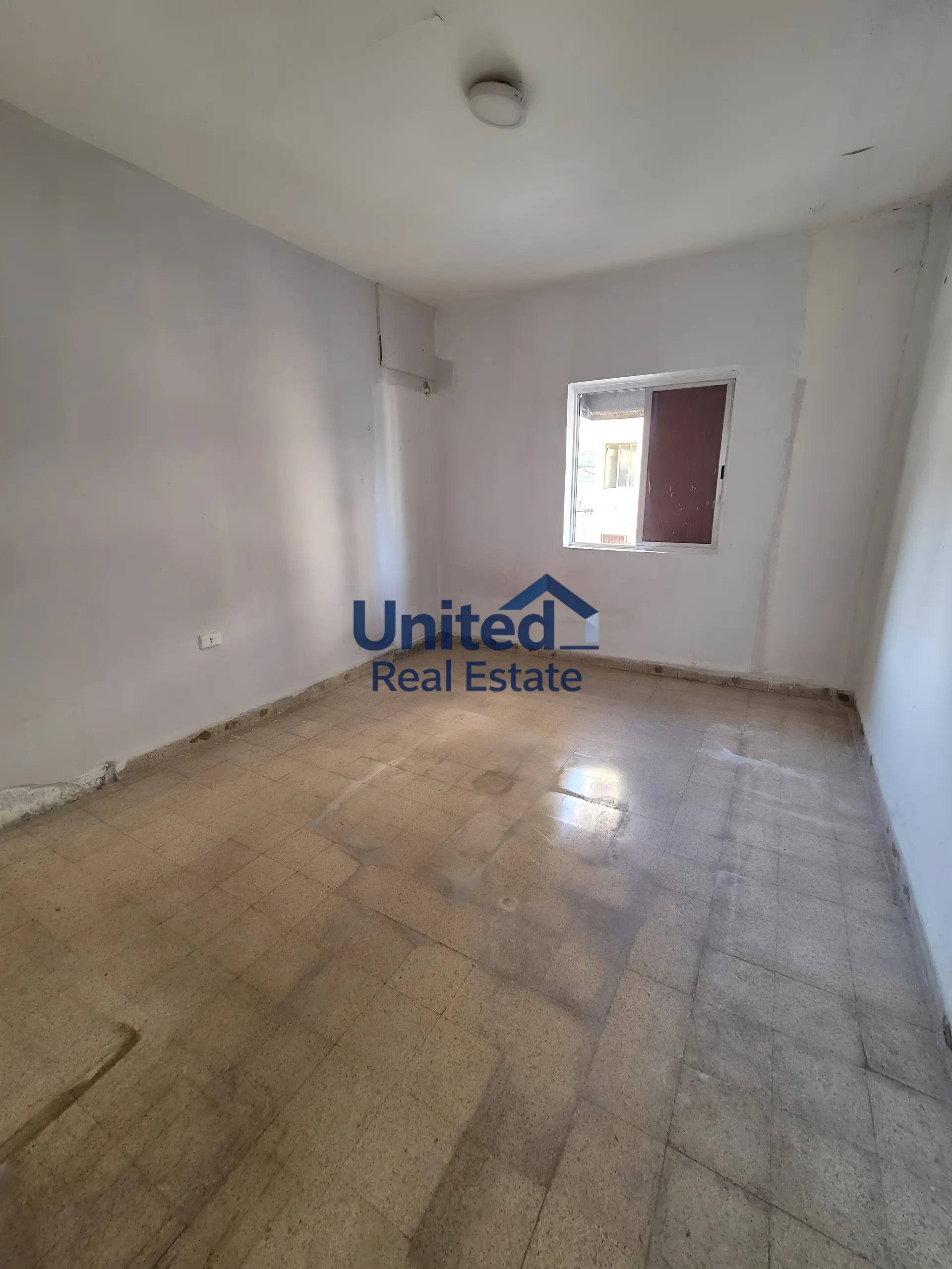 Apartment for sale in Forn El Chebbak