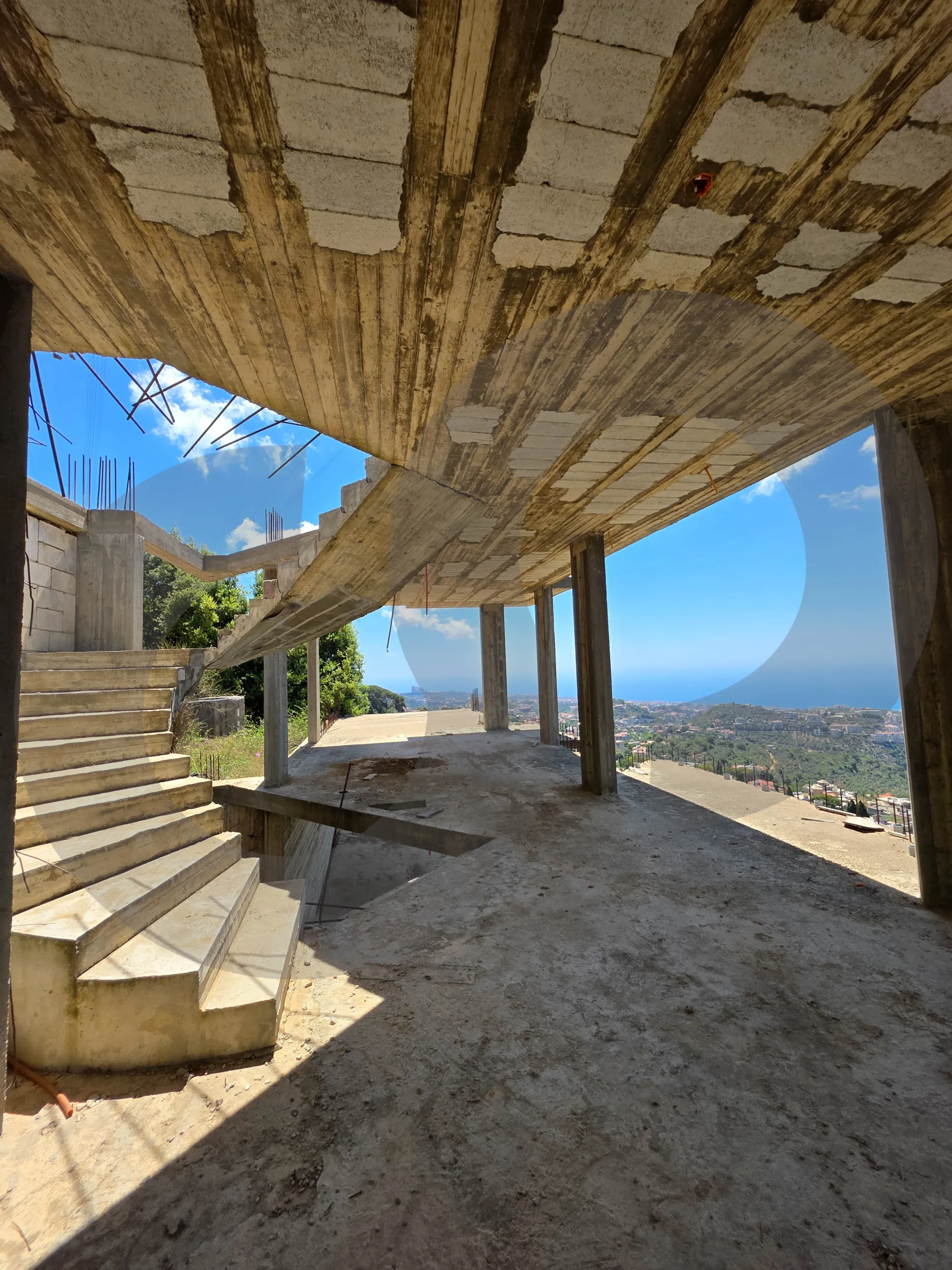 Villa for Sale in Ain Anoub