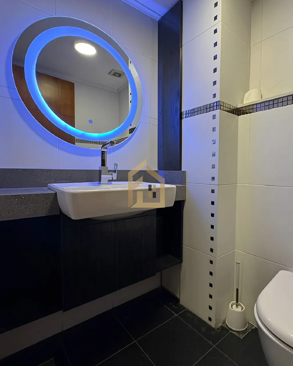 Apartment for rent in Mtaileb, Lebanon - 3 bed, 5 bath