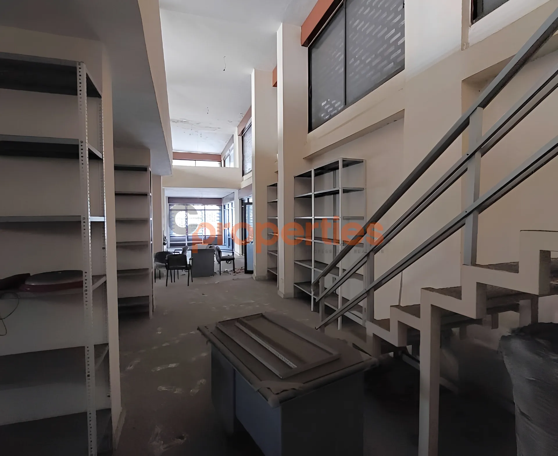 Showroom for Sale in Jdeideh