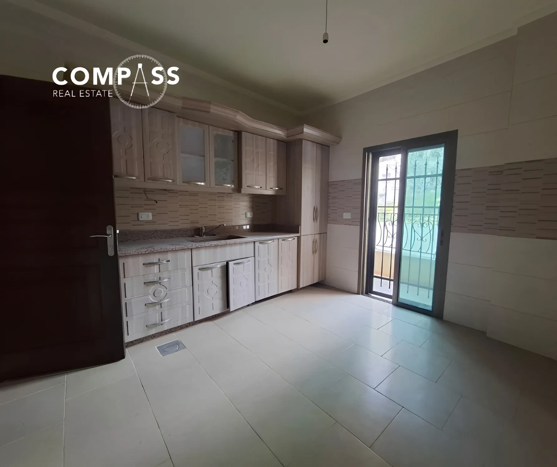 Apartment for sale in Aley, Lebanon - 2 bed, 2 bath