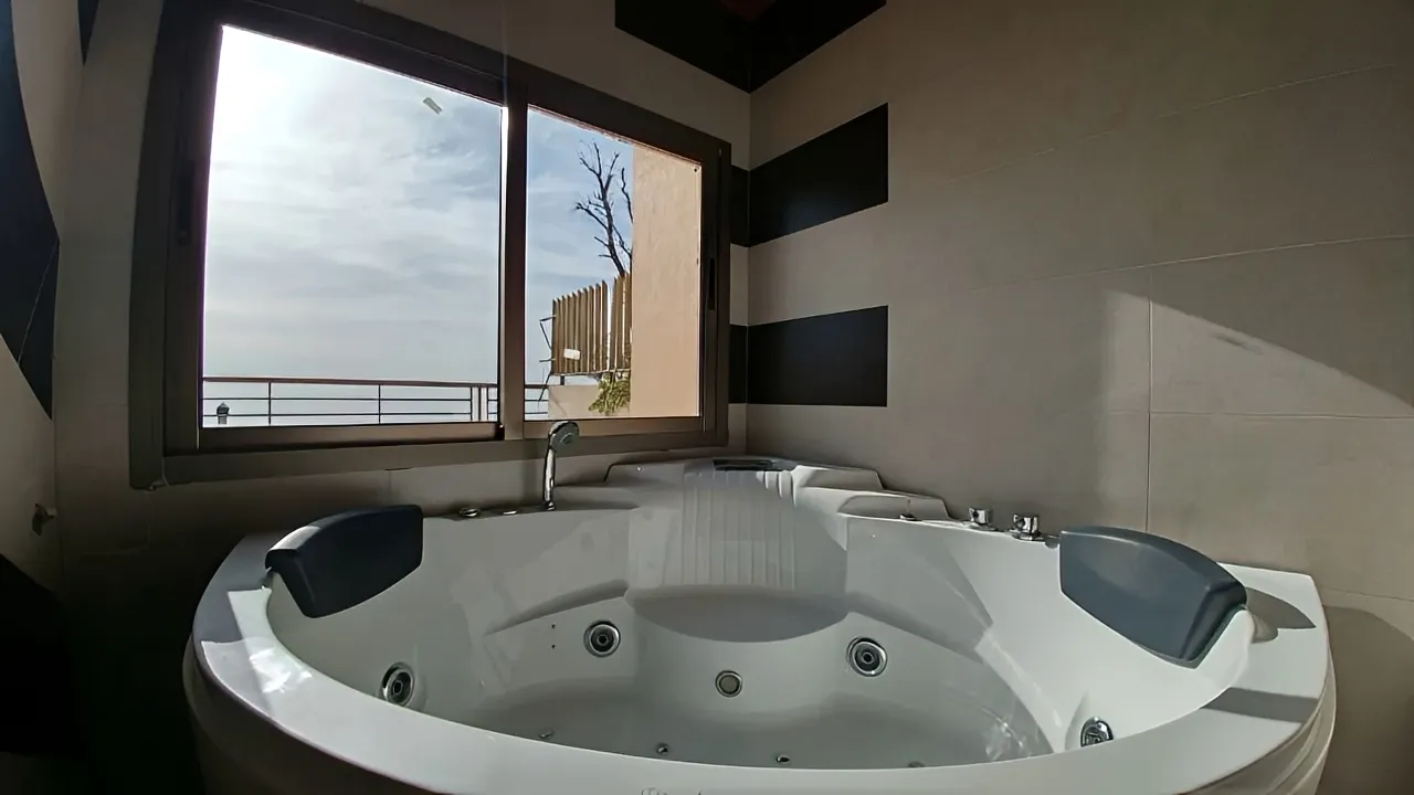 Apartment for Sale in Ballouneh