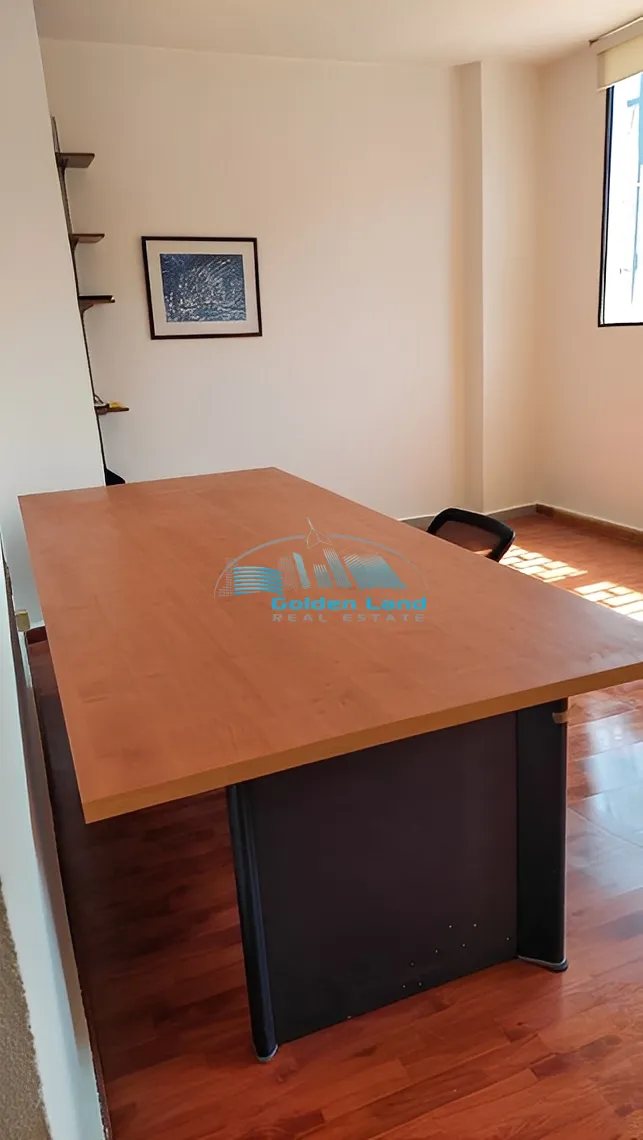 Office for rent in Dekwaneh