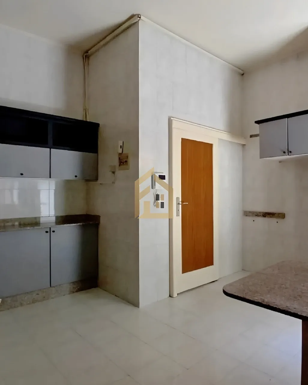 Apartment for sale in Zouk Mosbeh, Lebanon - 3 bed, 2 bath