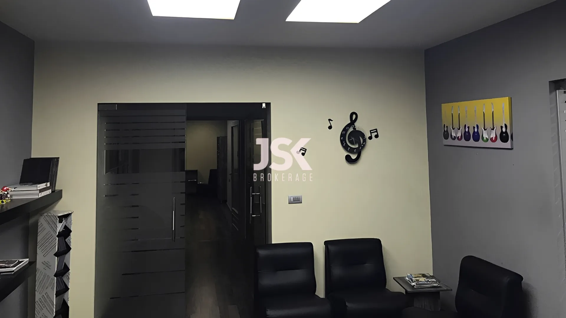 Office for Rent in Jdeideh
