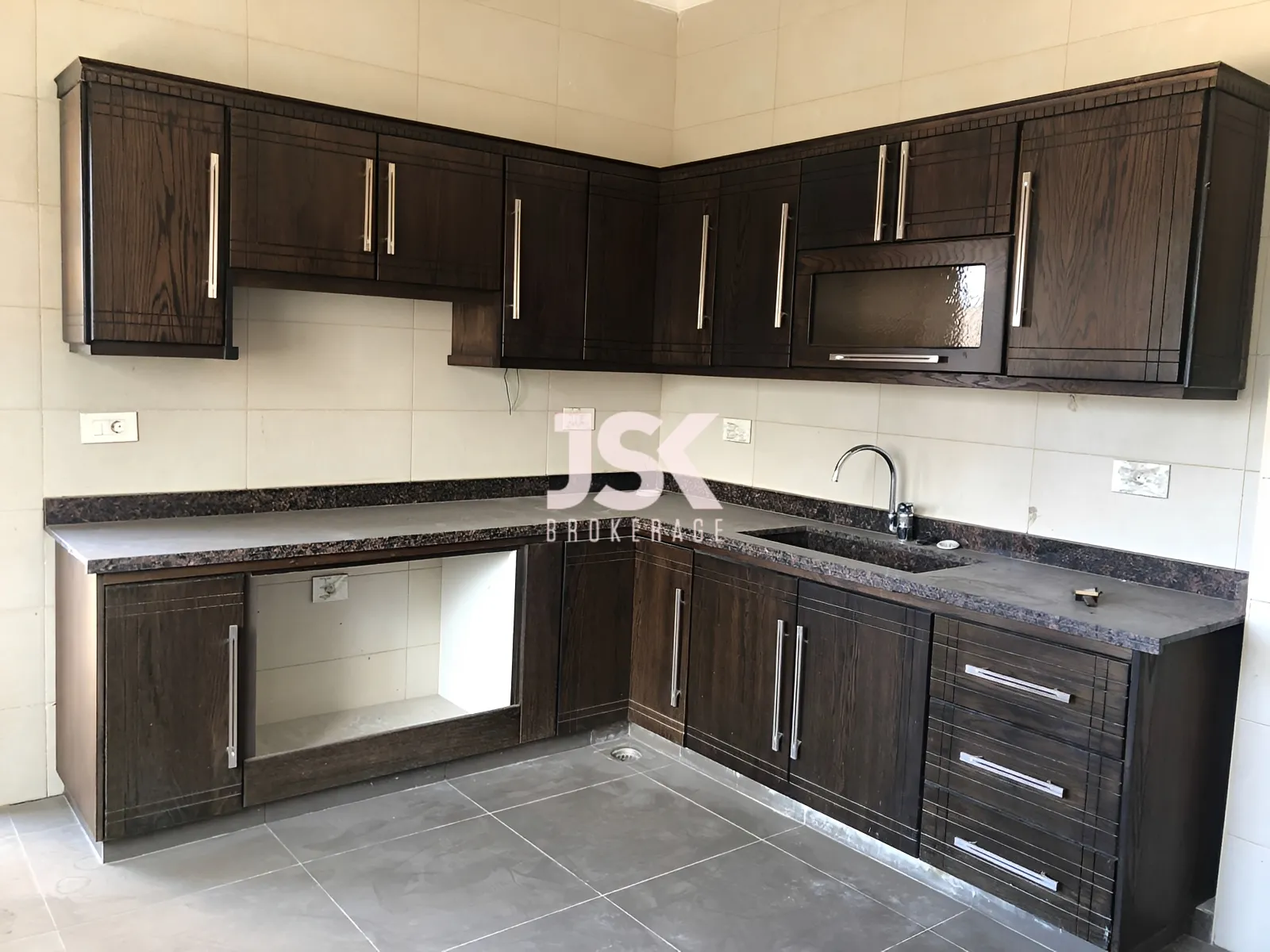 Apartment for Sale in Badaro