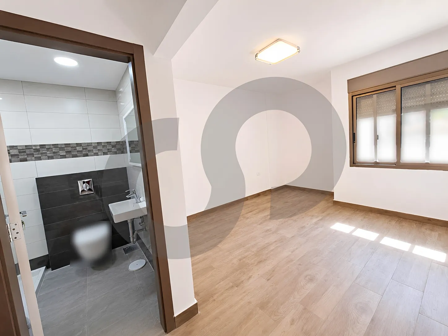 Apartment for Rent in Mansourieh - 2 bed, 4 bath